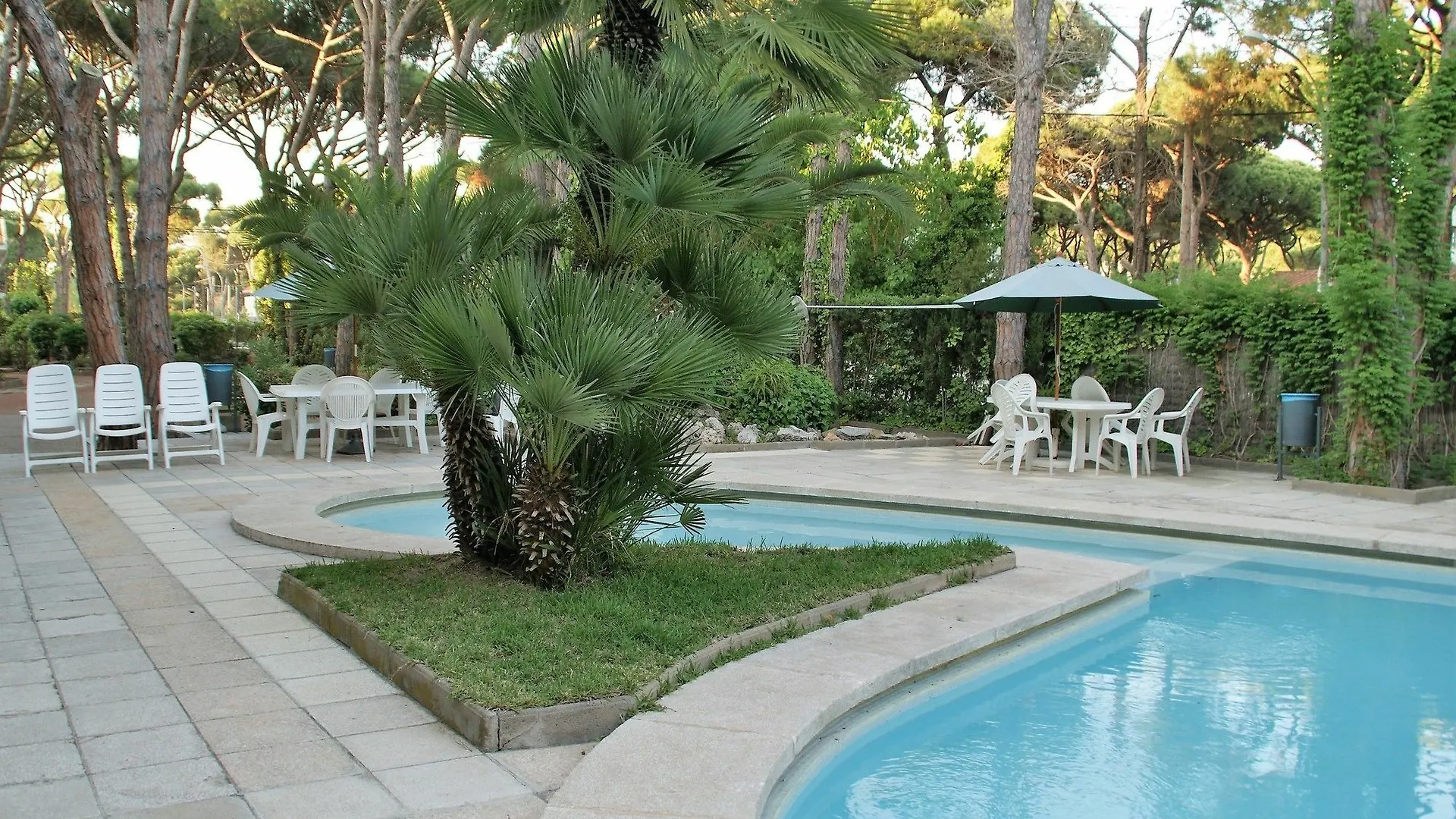 Clipper Be My Guest Castelldefels Apartment 0*,